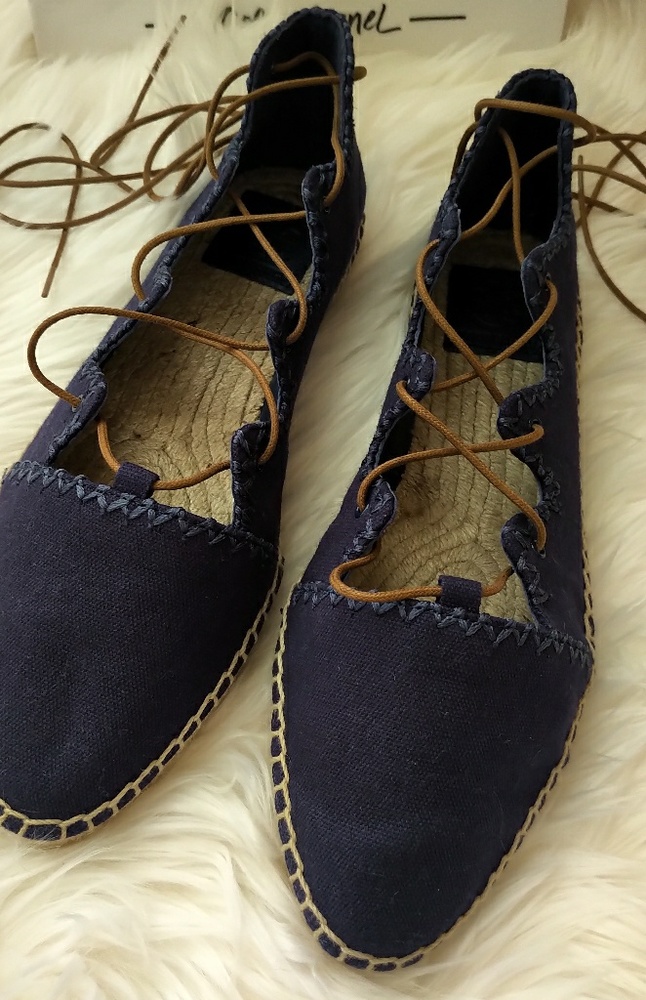 ***SOLD***Tory Burch Sonoma Gillie Espadrille Navy Sea Color - Picture 4 of 8